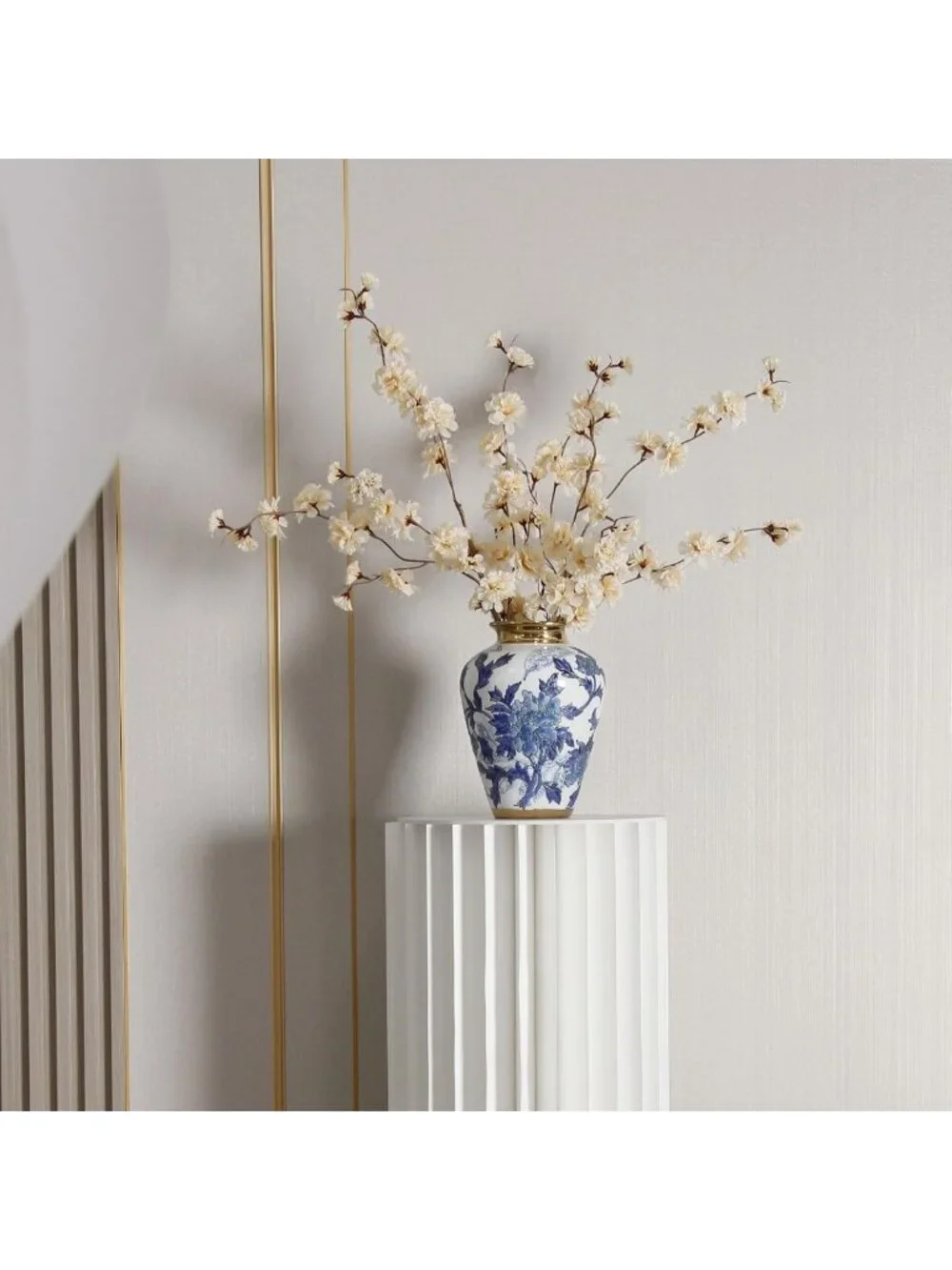 Chinoiserie Blue & White Vase 9.8